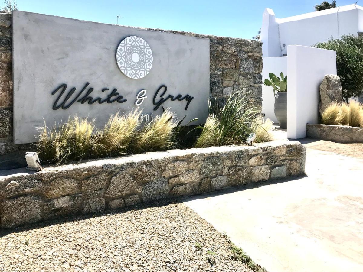 White And Grey 2 Apartment Mykonos Town Exterior photo