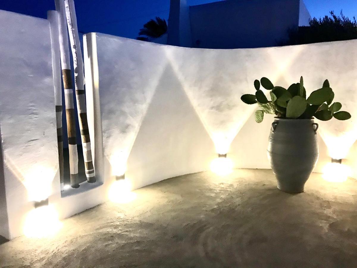 White And Grey 2 Apartment Mykonos Town Exterior photo