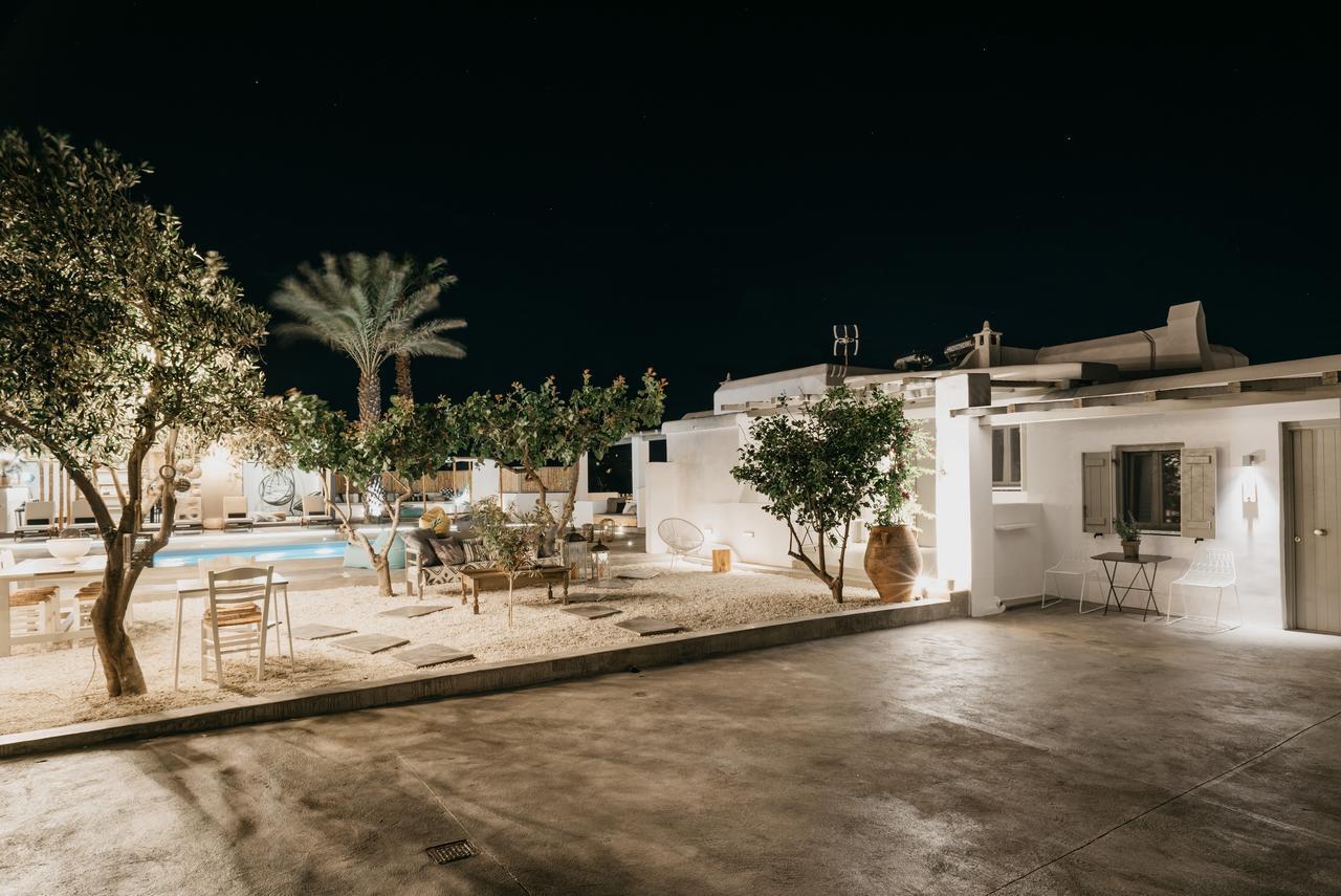 White And Grey 2 Apartment Mykonos Town Exterior photo